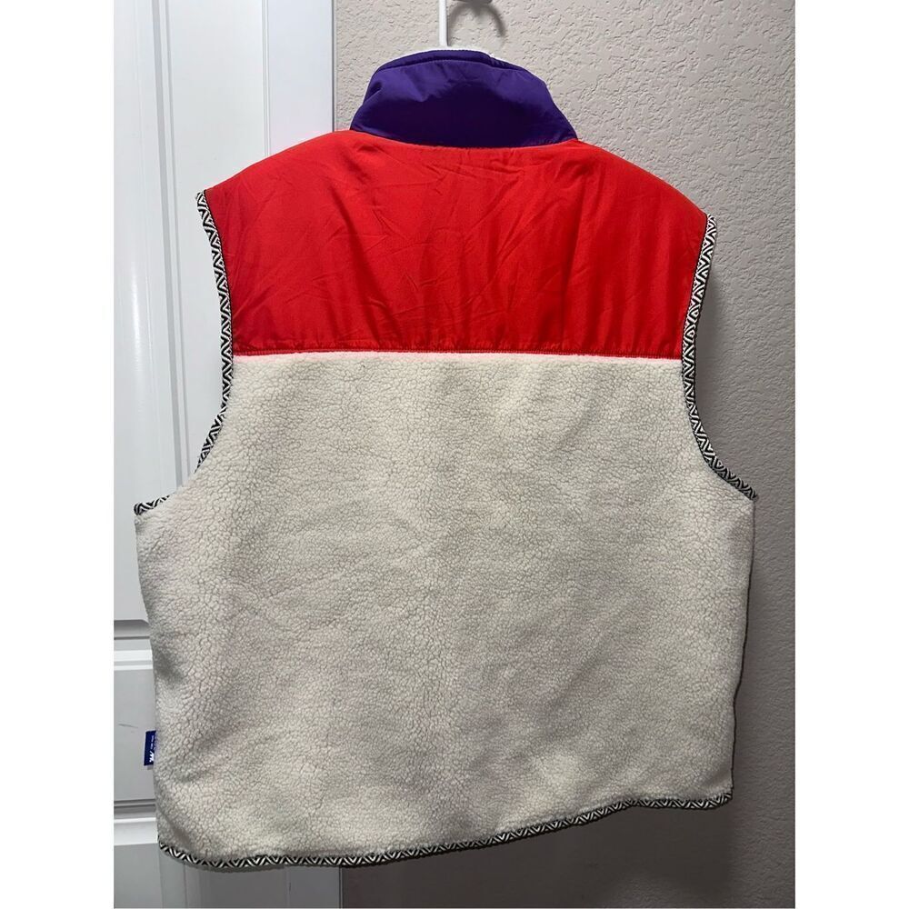 Urban Outfitters Without Walls Sherpa Vest - Picture 5 of 7